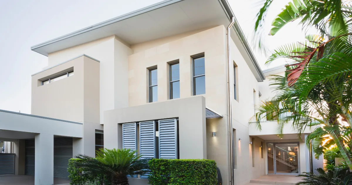 White house build by builder in Cairns