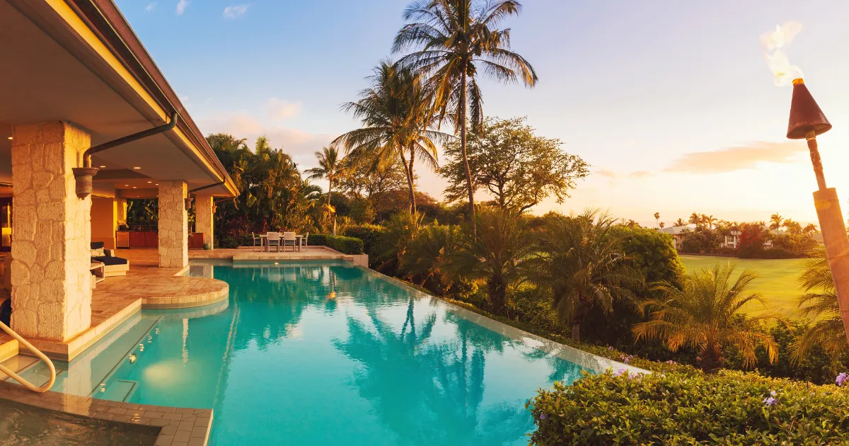 Tropical Home with pool in Cairns